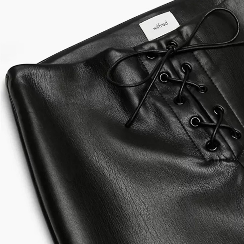 Aritzia ‘Wilfred’ Vegan Leather Lace-up Elementary Pant